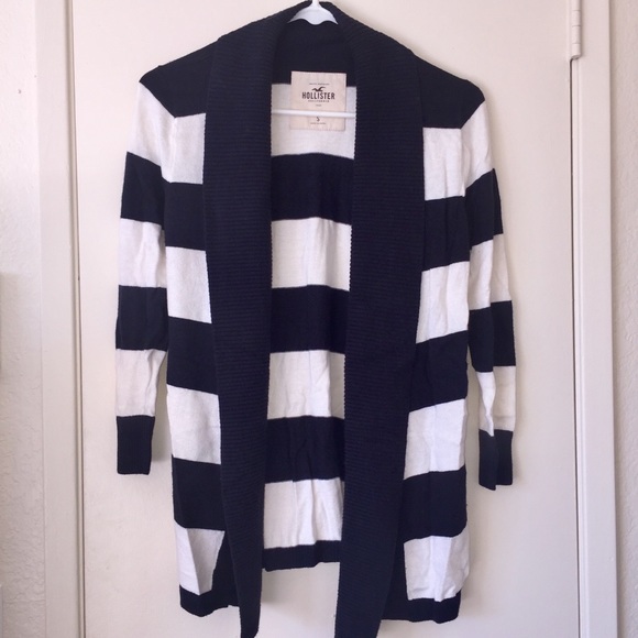 Hollister Sweaters - Hollister Small Cardigan